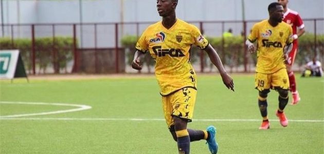 أسيك ميموزا يرد عبر بطولات على أنباء اهتمام الأهلي بضم زوجرانا